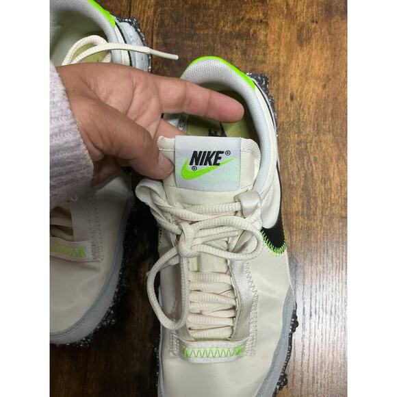 Women's 7 / Men's 5.5 - Nike Waffle Racer Crater Pale Ivory Green Low Sneakers - Picture 3 of 13